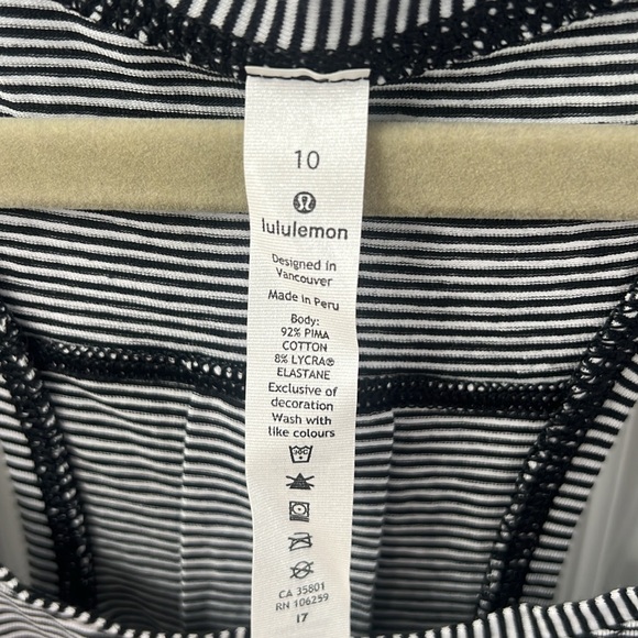 Lululemon tank - Picture 2 of 5